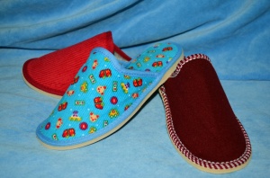 Обувь домашняя детская (туфли для школьников-девочек)